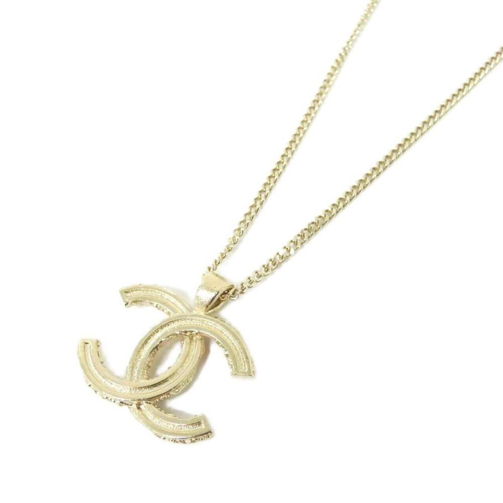 CHANEL Pink Necklace - Picture 3 of 5
